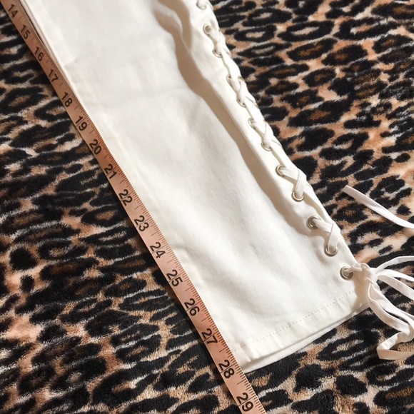 William Rast Jeans - Picture 4 of 7